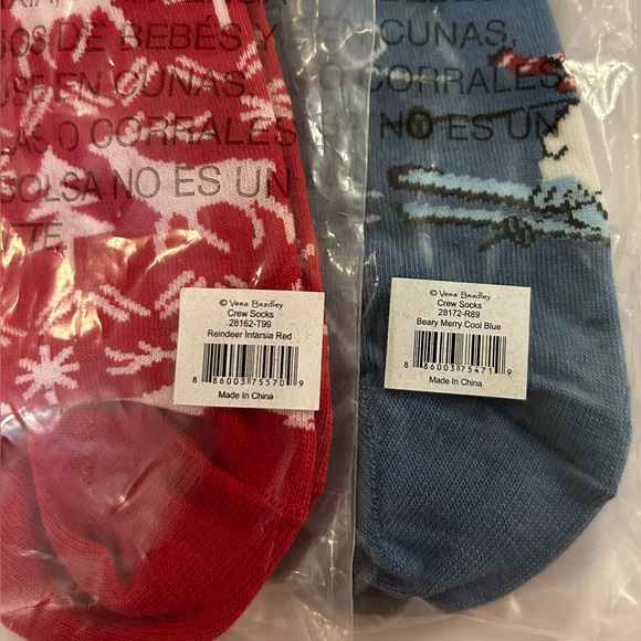 Vera Bradley Sock Lot in Reindeer Intarsia Red and Beary Merry Cool Blue - Picture 5 of 5